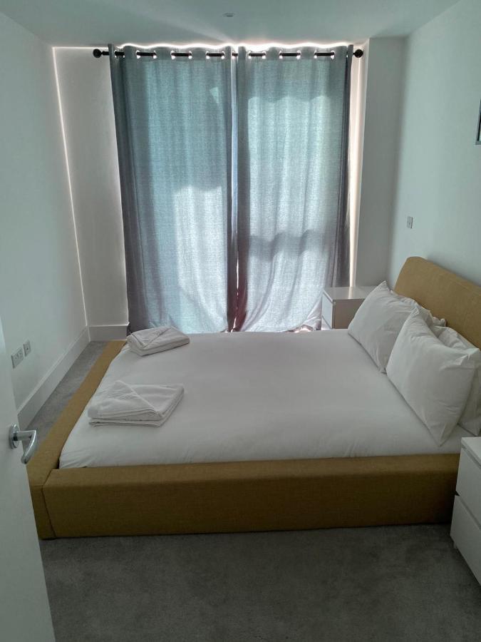 High View Two Bedroom Apartment In Woolwich London Exterior photo